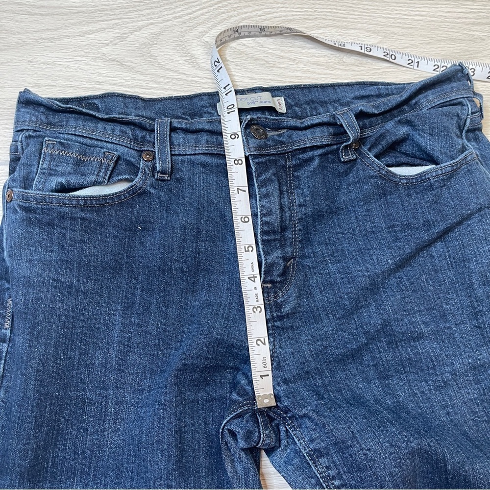 Levi’s 515 Bootcut Dark Wash Blue Denim Midrise Jeans Women’s Size 12M - Picture 12 of 14